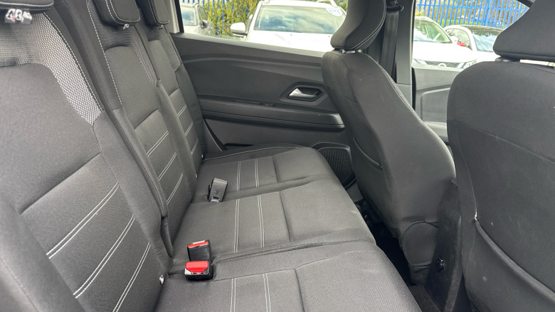 Dacia Jogger 1.0 TCe Comfort 5dr Petrol Estate